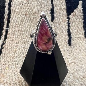 ❤️ Rhodochrosite Teardrop Gemstone 925 Navajo Western Detail SZ 6.5 Ring 1.05”L
